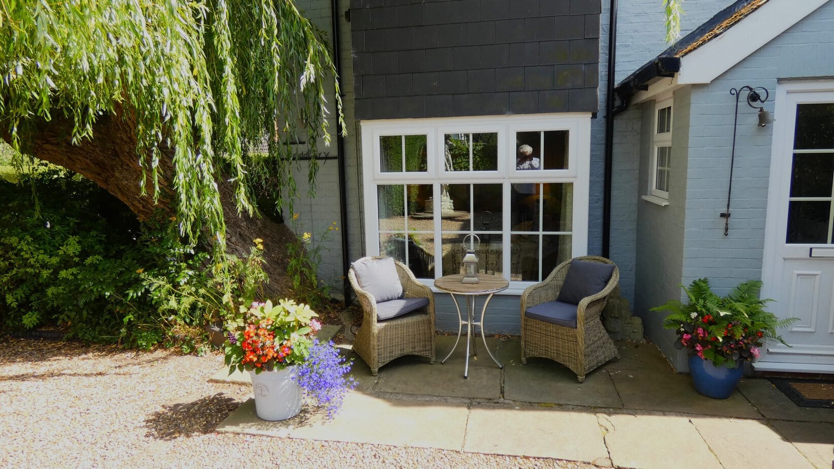 Characterful exterior detail of The Saddlery holiday cottage North Thoresby