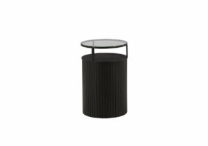 Modern nattduksbord i mörk trä med glasskiva, för stilren sovrumsinredning.