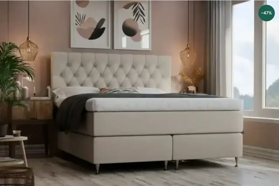 Elegant säng med tuftad huvudgavel och modern inredning i sovrum.