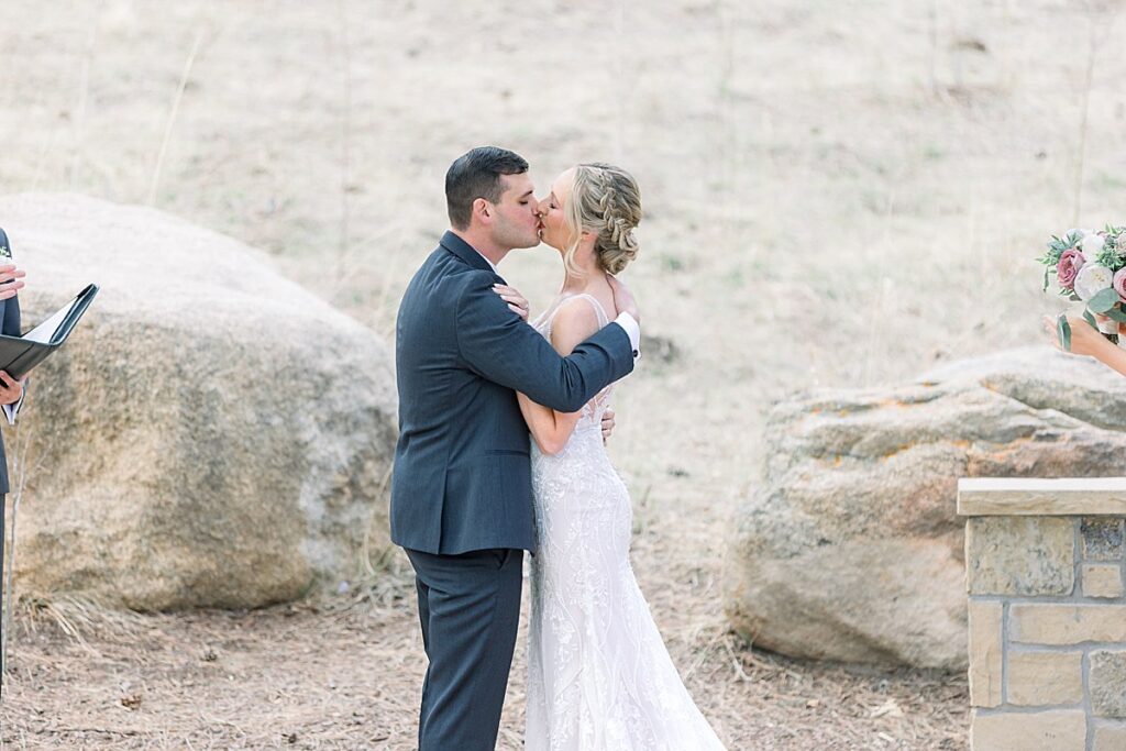 Bride and Groom share first kiss at Della Terra