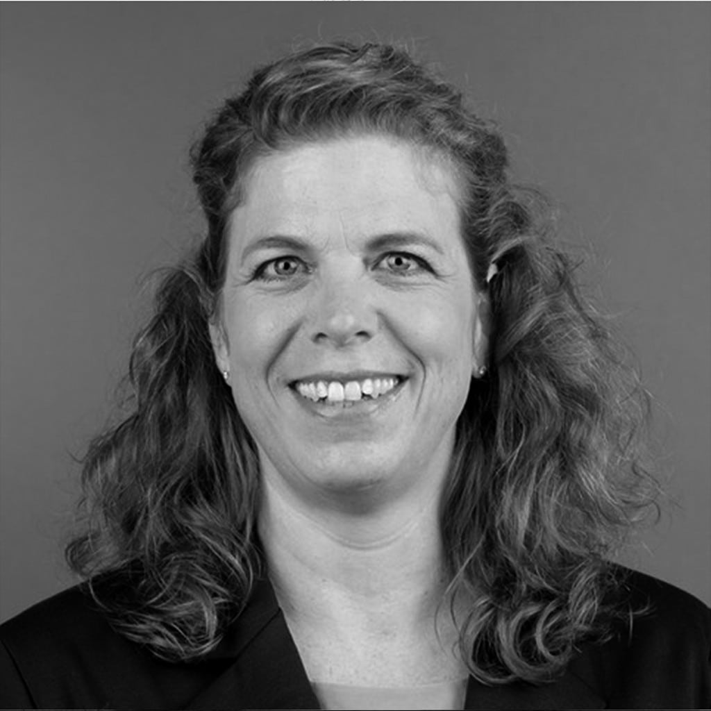 Karin Bernhard