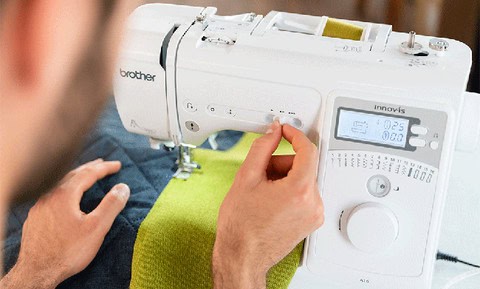 Brother Innov-is A16 Electronic Sewing Machine - Image 2