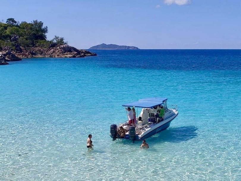 Geoli Charters boat excursions from Praslin, Seychelles
