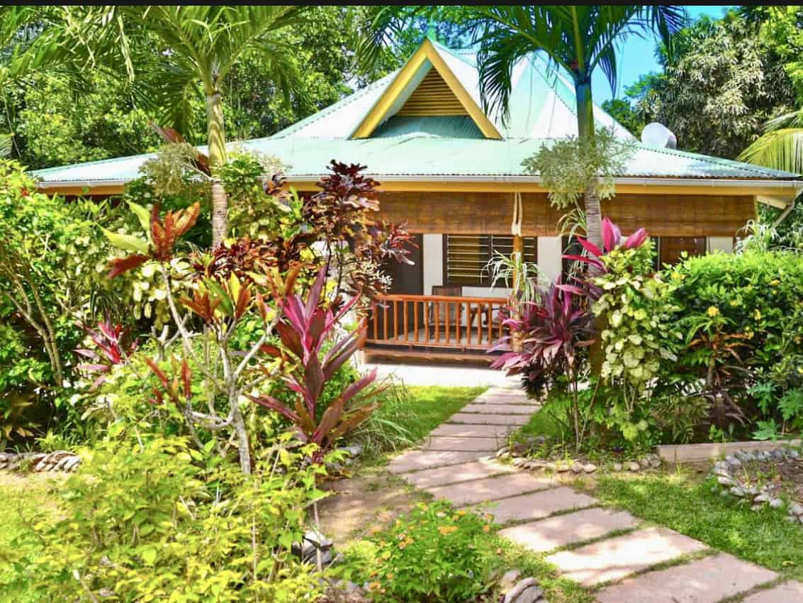 Cocotier du Rocher self-catering accommodation on La Digue