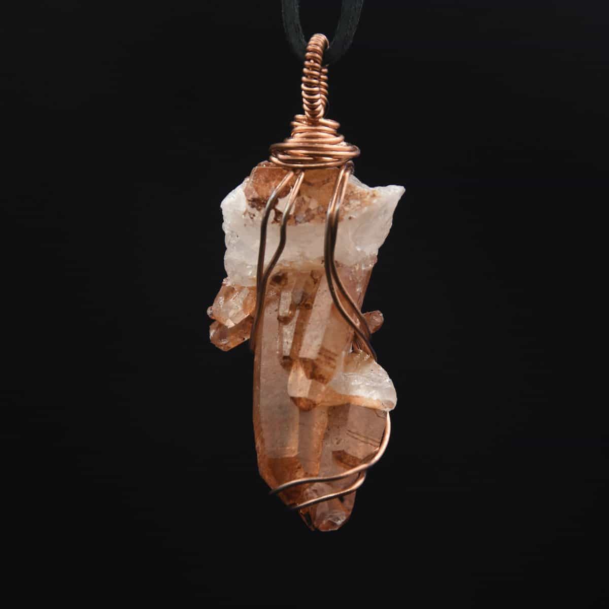 Red Quartz - Image 2