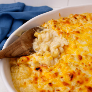 Creamy Baked Macarnoi and Cheese.