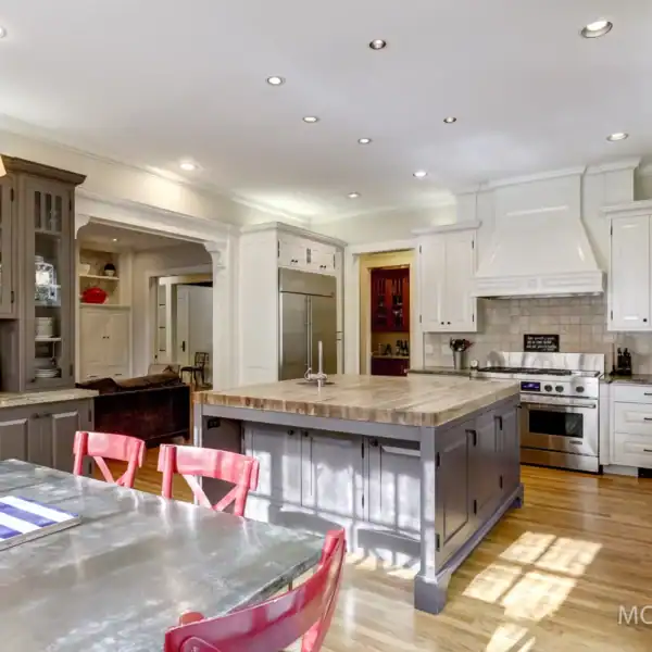 Interior home painting service