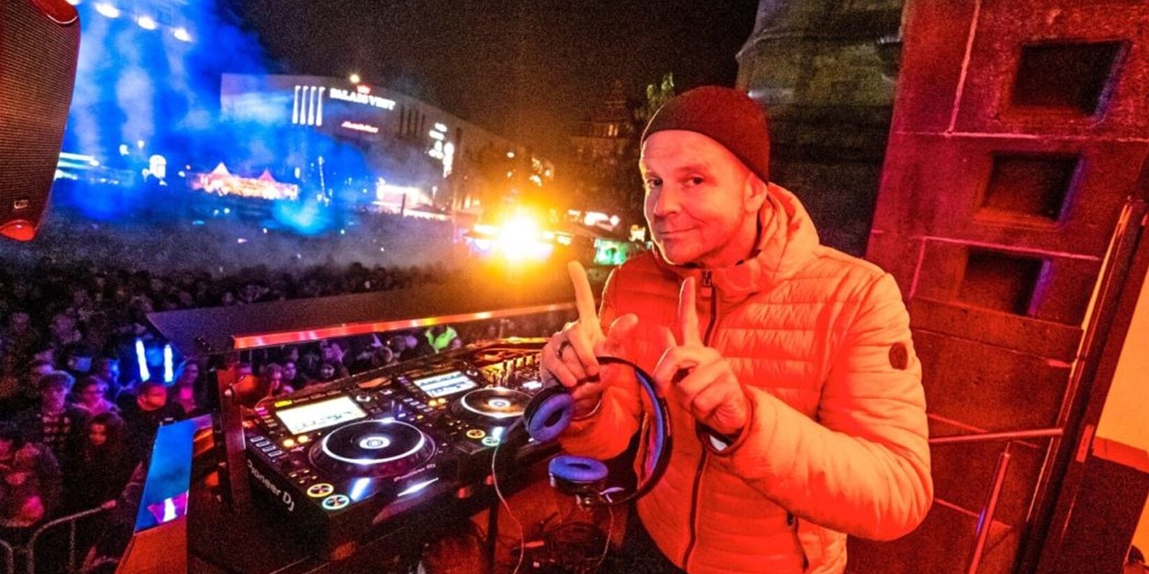 DJ Moguai auf dem Rathausplatz