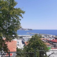 Πανοραμική θέα στην Καβάλα και τη θάλασσα από το Nautica Dreams