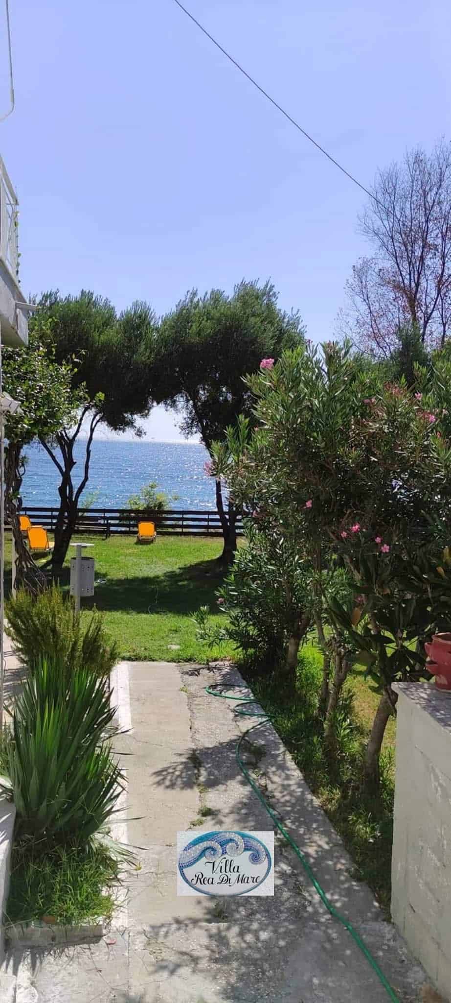 Διαμέρισμα 75 τ.μ. – Νέα Ηρακλίτσα Καβάλας 1 Alexandros Apartments Νέα Ηρακλίτσα – κήπος με θέα θάλασσα