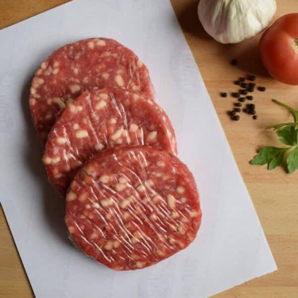 Tres hamburgueses de vedella amb formatge artesanes