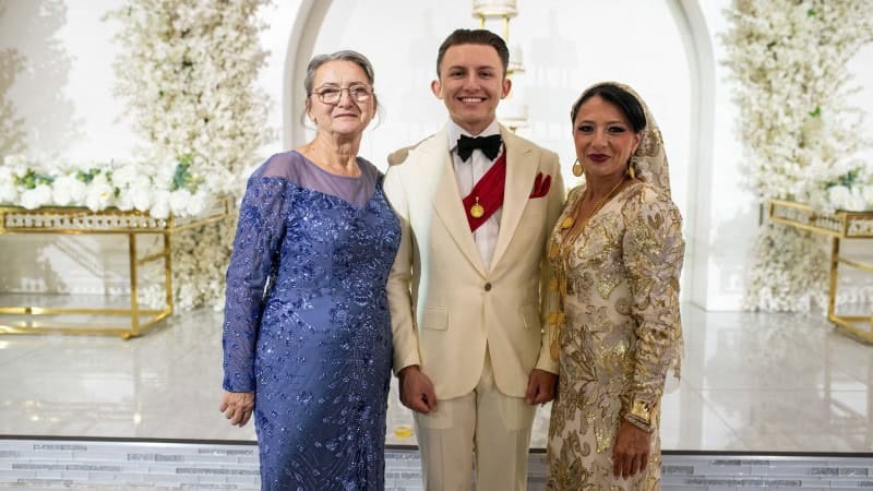 Elegant Wedding Celebration in Phoenix