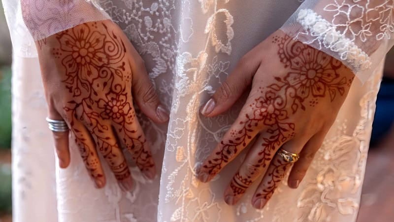 Elegant Wedding Henna Hands