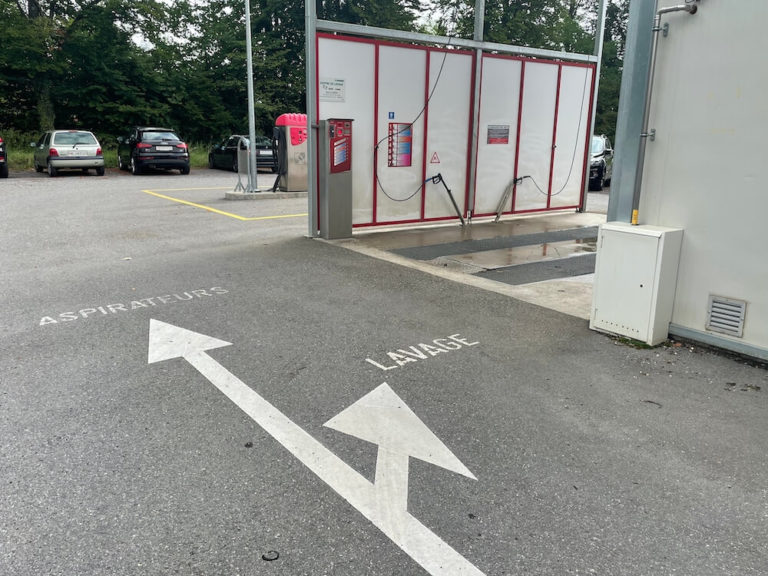 Station Lavage Mathod avec aspirateur