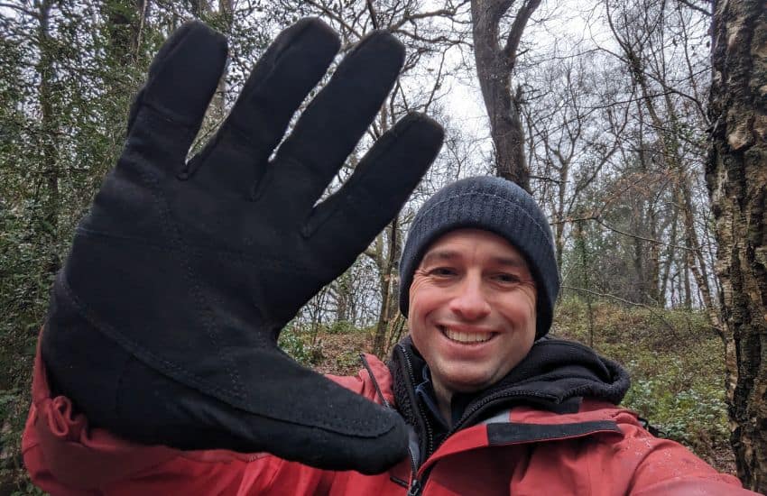 Sealskinz Harling Waterproof Gloves: Stay Dry Outdoors 5 Sealskinz