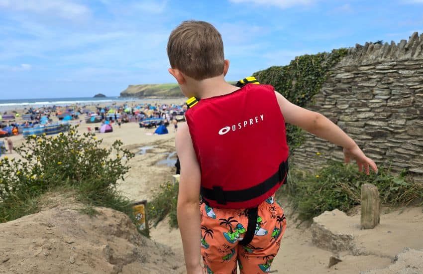 Osprey Junior Buoyancy Aid 50N Review (2025) 5 Osprey junior Buoyancy Aid