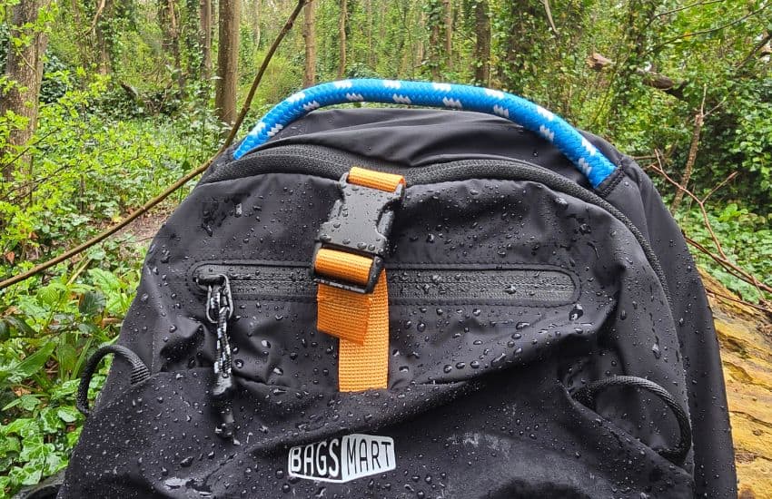 Bagsmart Faro Light Backpack 0.4 Review (2026) 11 Bagsmart Faro Light Backpack 0.4 - Rope handle