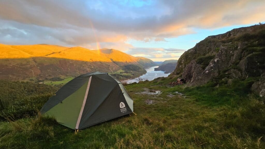 Raven Crag Walk: Route, Parking & Wild Camp Guide (2026) 8 Raven Crag Walk and Wild Camp Guide