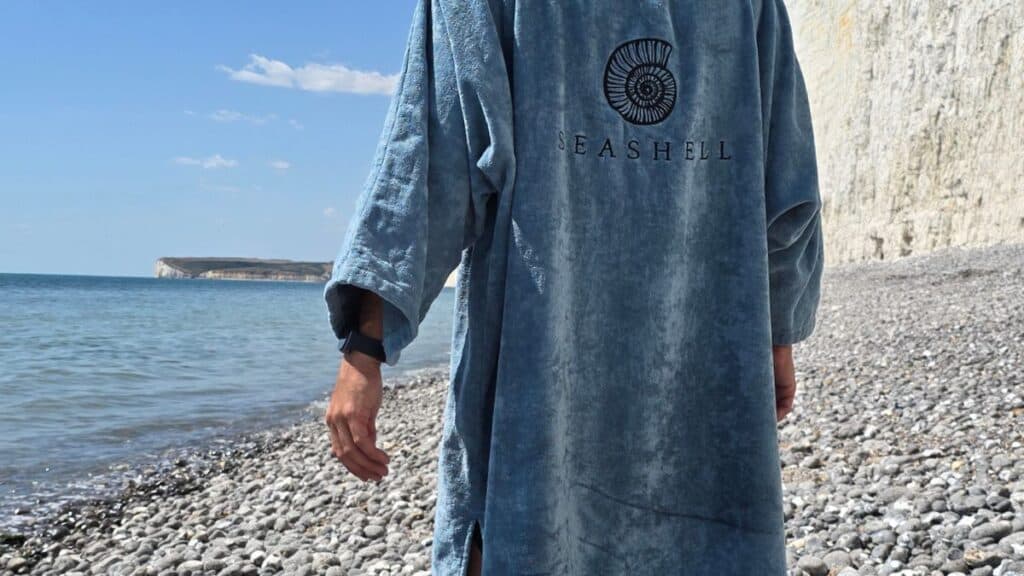 Seashell Towelling Robe sleeves