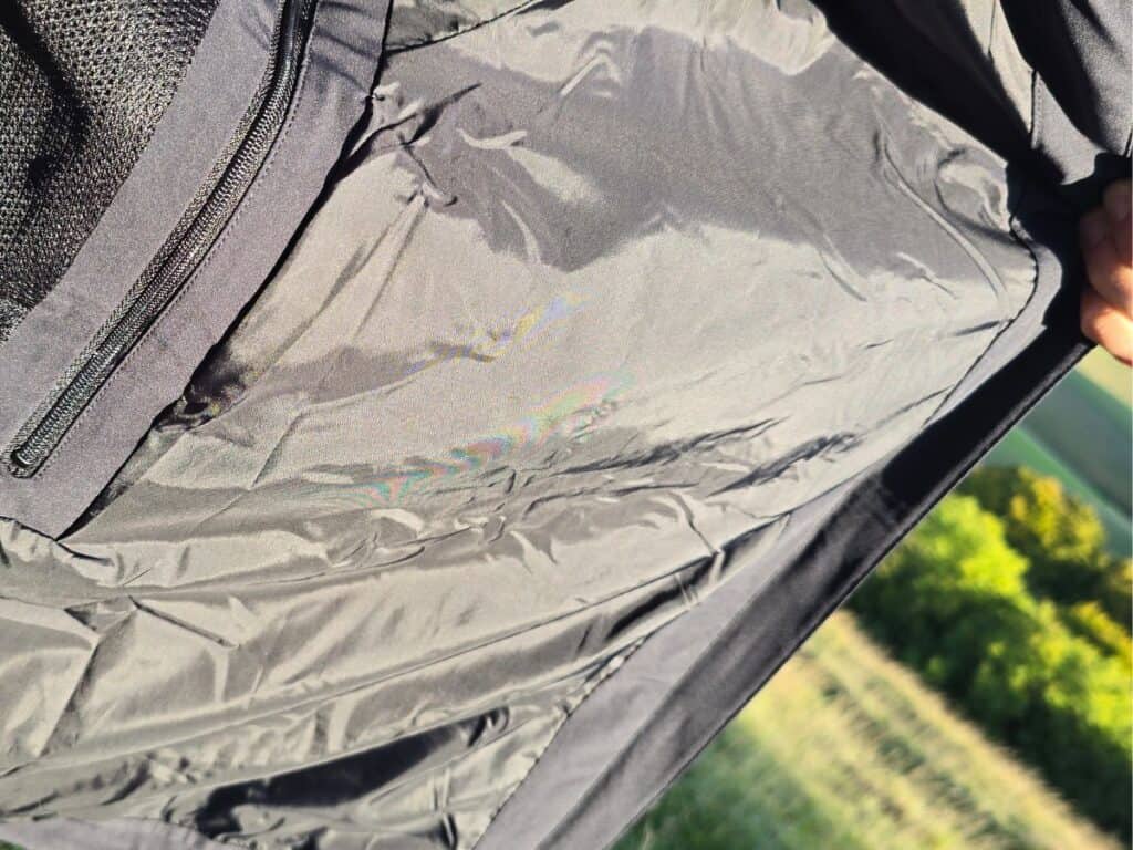OEX Aonach II Waterproof Jacket lining