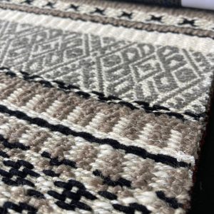Duurzame, stijlvolle interieurstoffen voor unique woningdecoraties, gordijnen en bekleding.