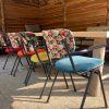 Schoolstoel gestoffeerd met Juke Royalblue 47 #oudisnieuw