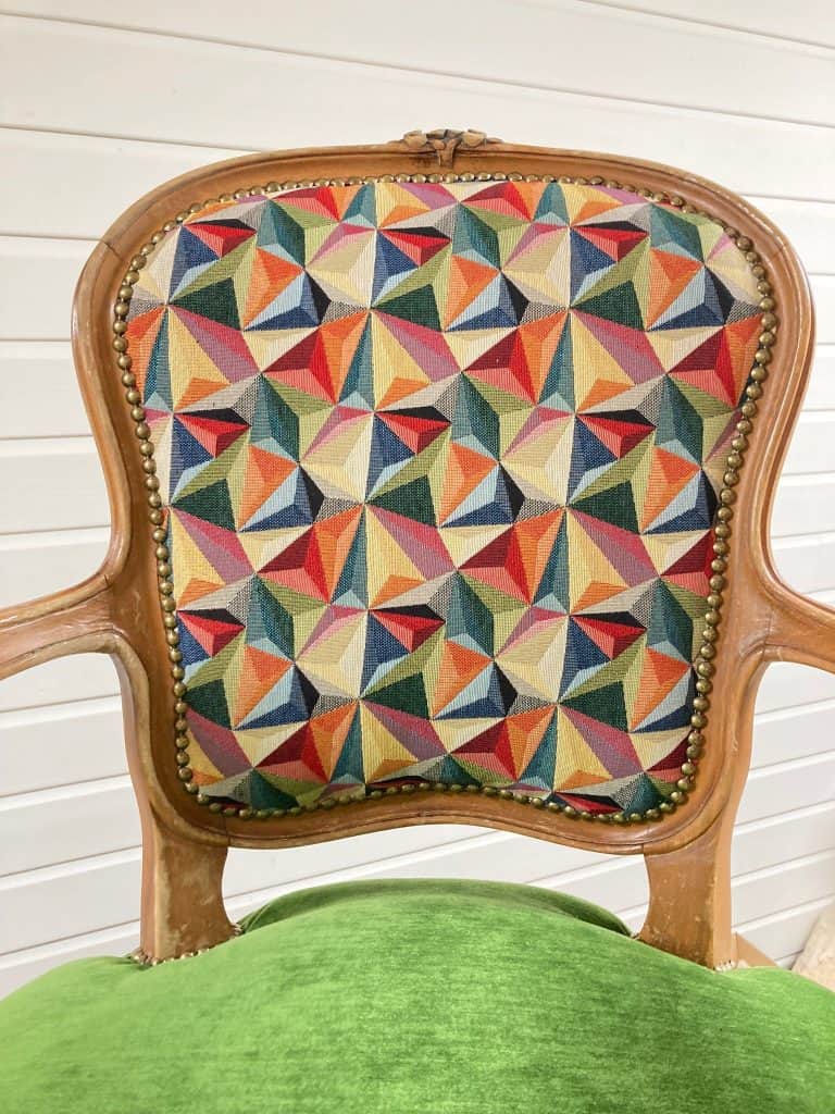 Veelkleurige stoffen voor meubels, tapijt en interieurdecoratie, ideaal voor een frisse uitstraling.