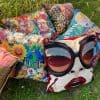 Unieke woonkamerdecoratie met trendy interieurstoffen en printdesigns.