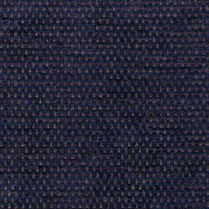 Een close-up van een geweven interieurstof in donkerblauw met subtiele gouden accenten.