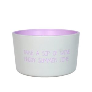 Zomer buiten kaars take a sip