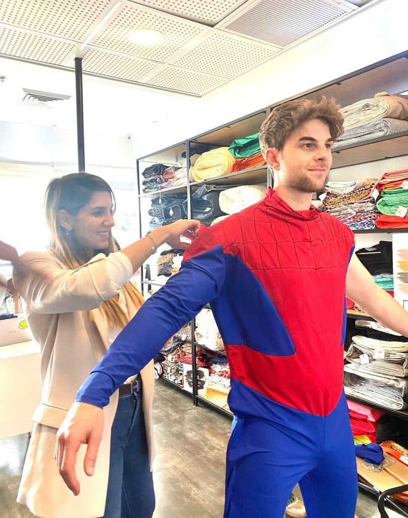 תחפושת Spider-Man - סטייליש, בית ספר לעיצוב אופנה
