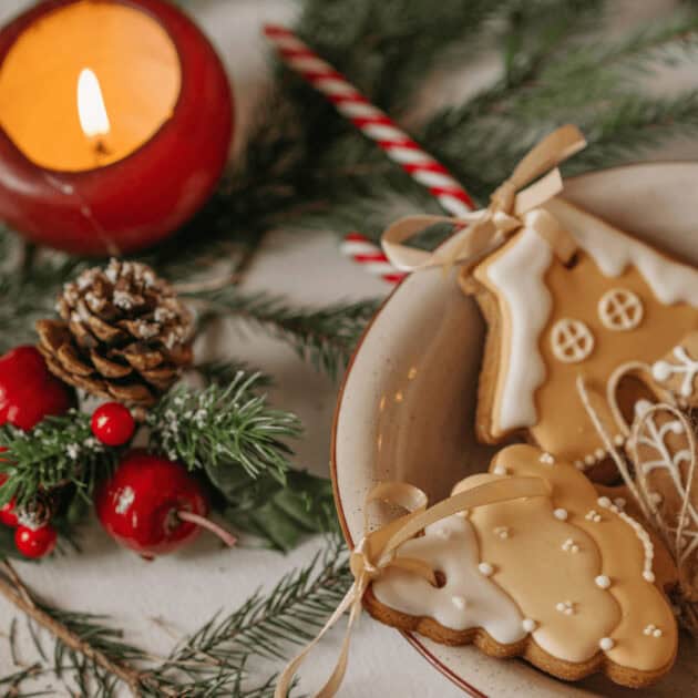 DIY candle for a holiday party