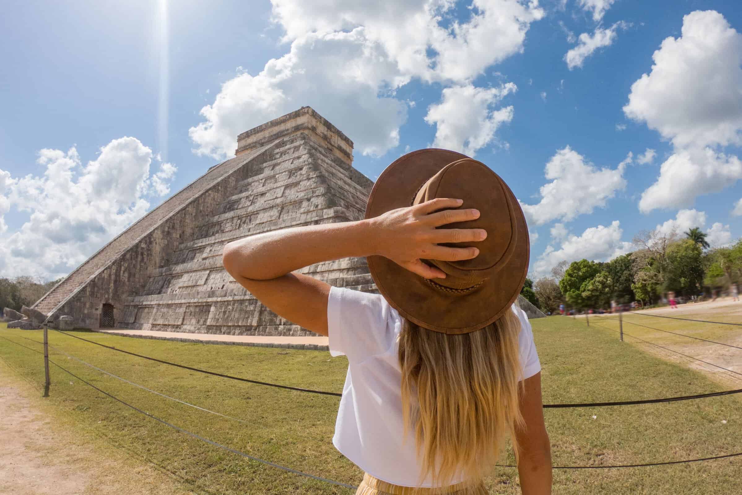 Teach English in Mexico — English teaching jobs in Mexico City, Guadalajara and Monterrey