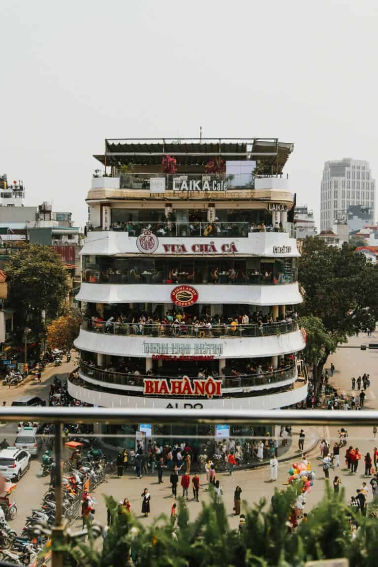 TEFL Salary in Vietnam: What Teachers Really Earn (2026) 🇻🇳