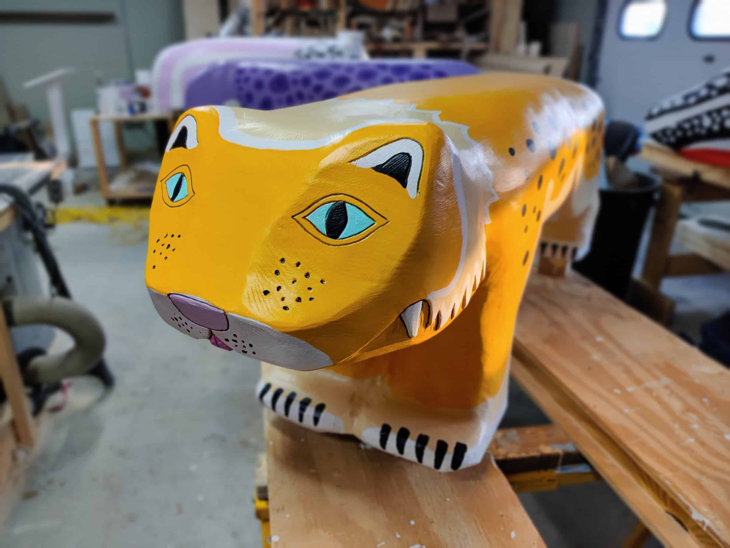 Tiger sculpture art piece for TEMPOart, vibrant and creative.