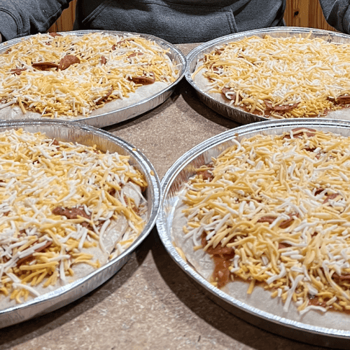 How To Freeze Homemade Pizzas - The Homemade Mess