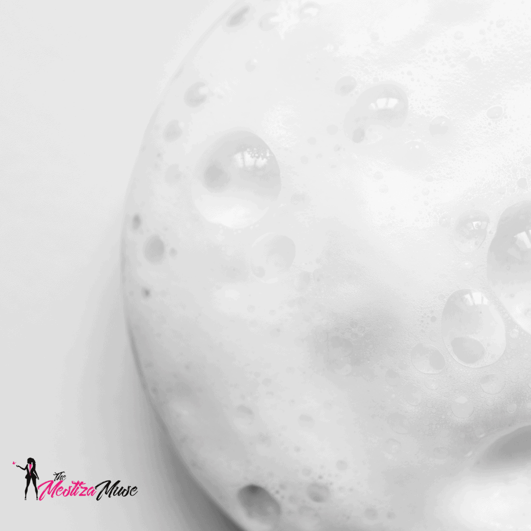 Image of the foam from a shampoo.