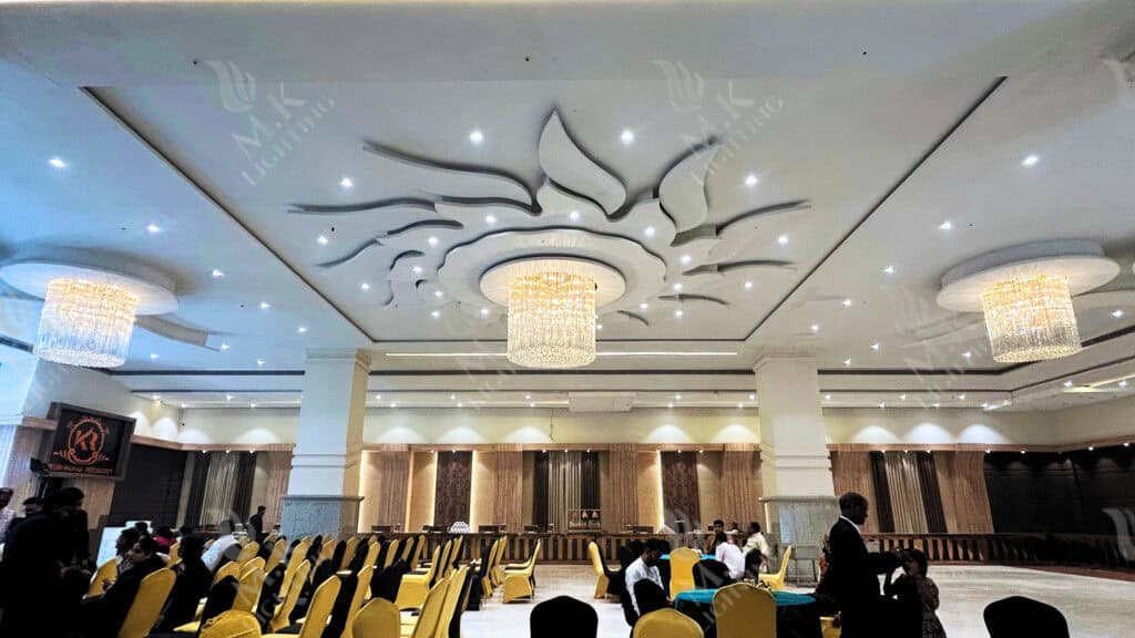Why custom chandeliers best for banquet halls in Lucknow with royal lighting