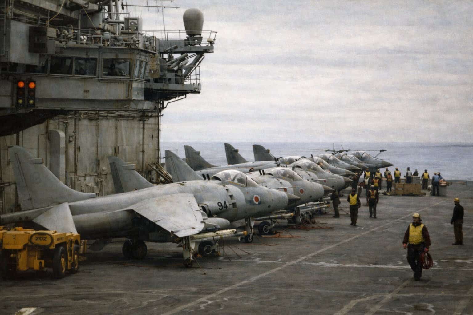 Falklands Exclusion Zone Set as Air Campaign Nears