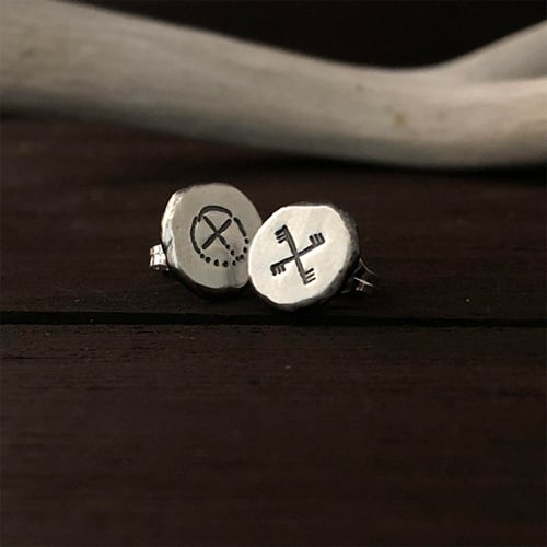vinca-symbol-earrings-1 vinca symbol earrings