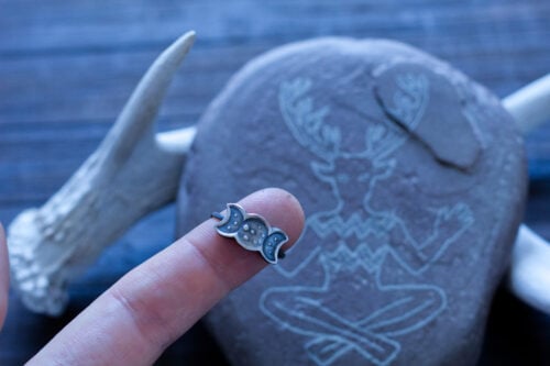 ring7 triple moon ring