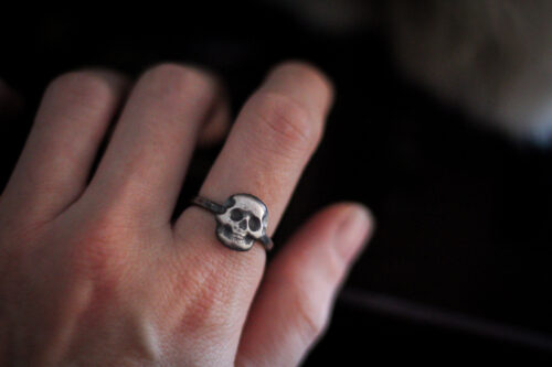 silver-skull-ring-3 silver skull ring