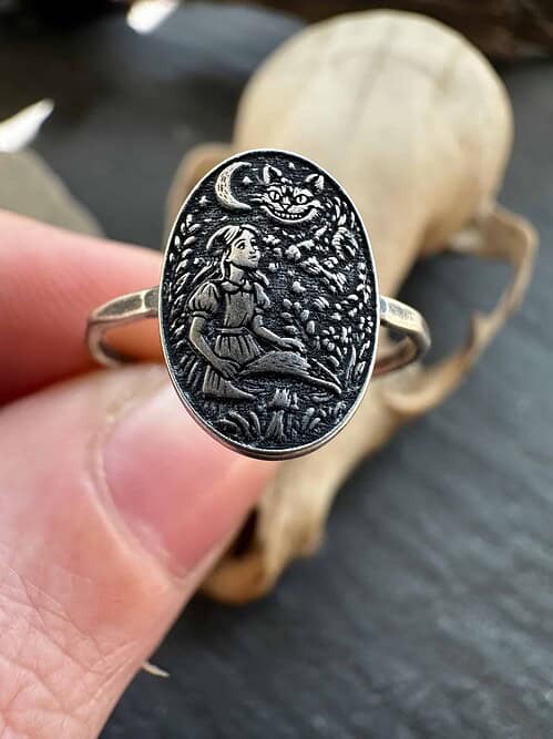 il_fullxfull.7232270385_9pth.jpg Sterling Silver Alice in Wonderland Ring - Cheshire Cat