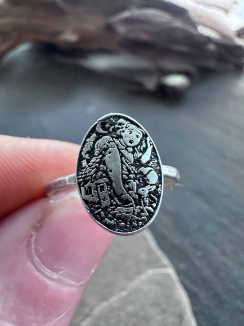 il_fullxfull.7619162734_b3hy.jpg Sterling Silver Alice in Wonderland Ring, Storybook Jewelry with White Rabbit House Scene
