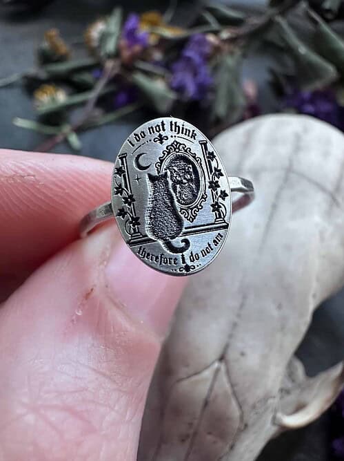 il_fullxfull.7965727686_l9xe.jpg Sterling Silver Cat Ring - I Do Not Think Therefore I Do Not Am