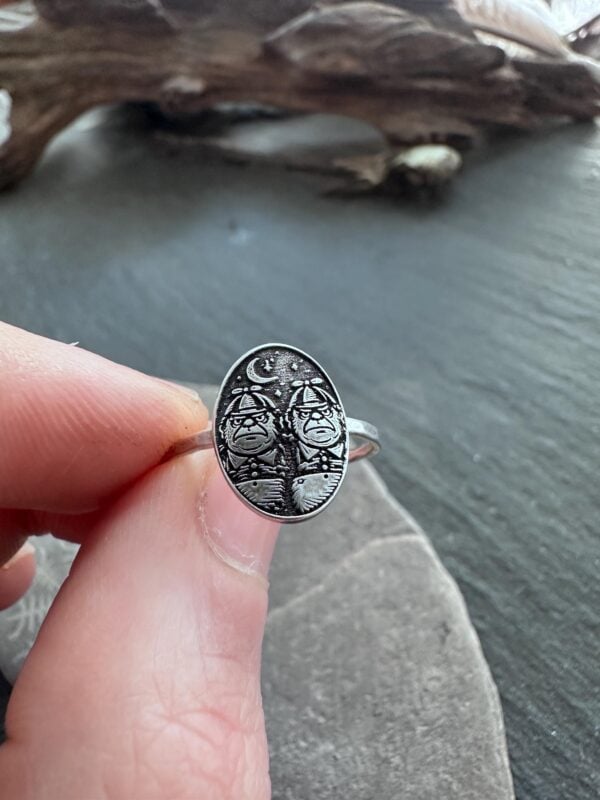 Sterling Silver Alice in Wonderland Ring, Storybook Jewelry Tweedledee and Tweedledum, Handmade Fantasy Ring, Literary Folklore Jewelry Sterling Silver Alice in Wonderland Ring, Storybook Jewelry Tweedledee and Tweedledum, Handmade Fantasy Ring, Literary Folklore Jewelry