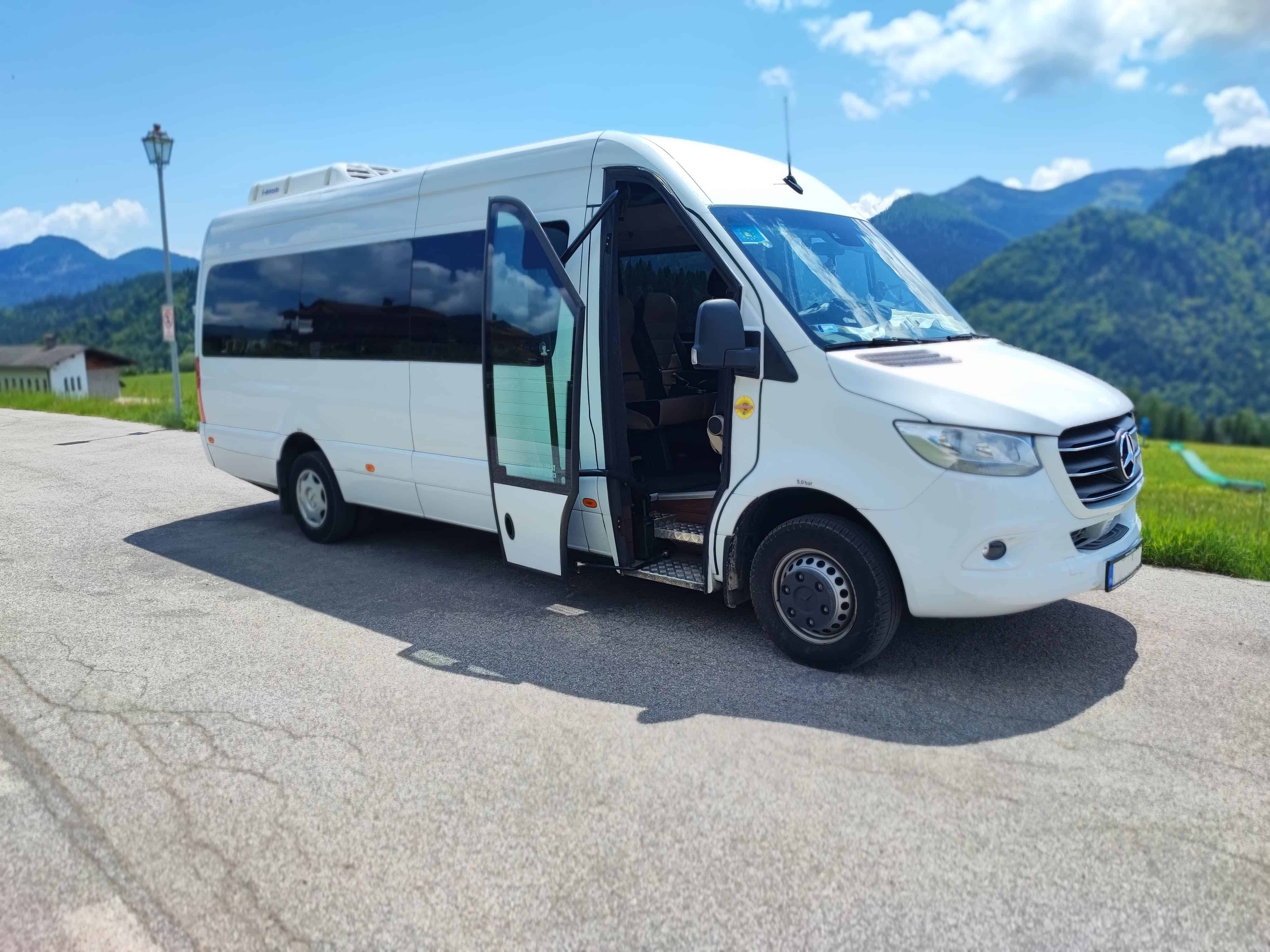 Mercedes-Benz Sprinter Minibus — VanBudapest premium chauffeur service in Budapest (42)