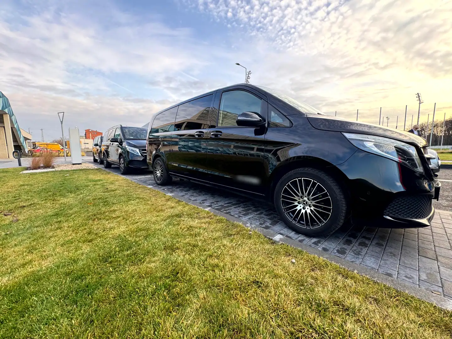 Mercedes Sprinter minibus for group transfer Budapest