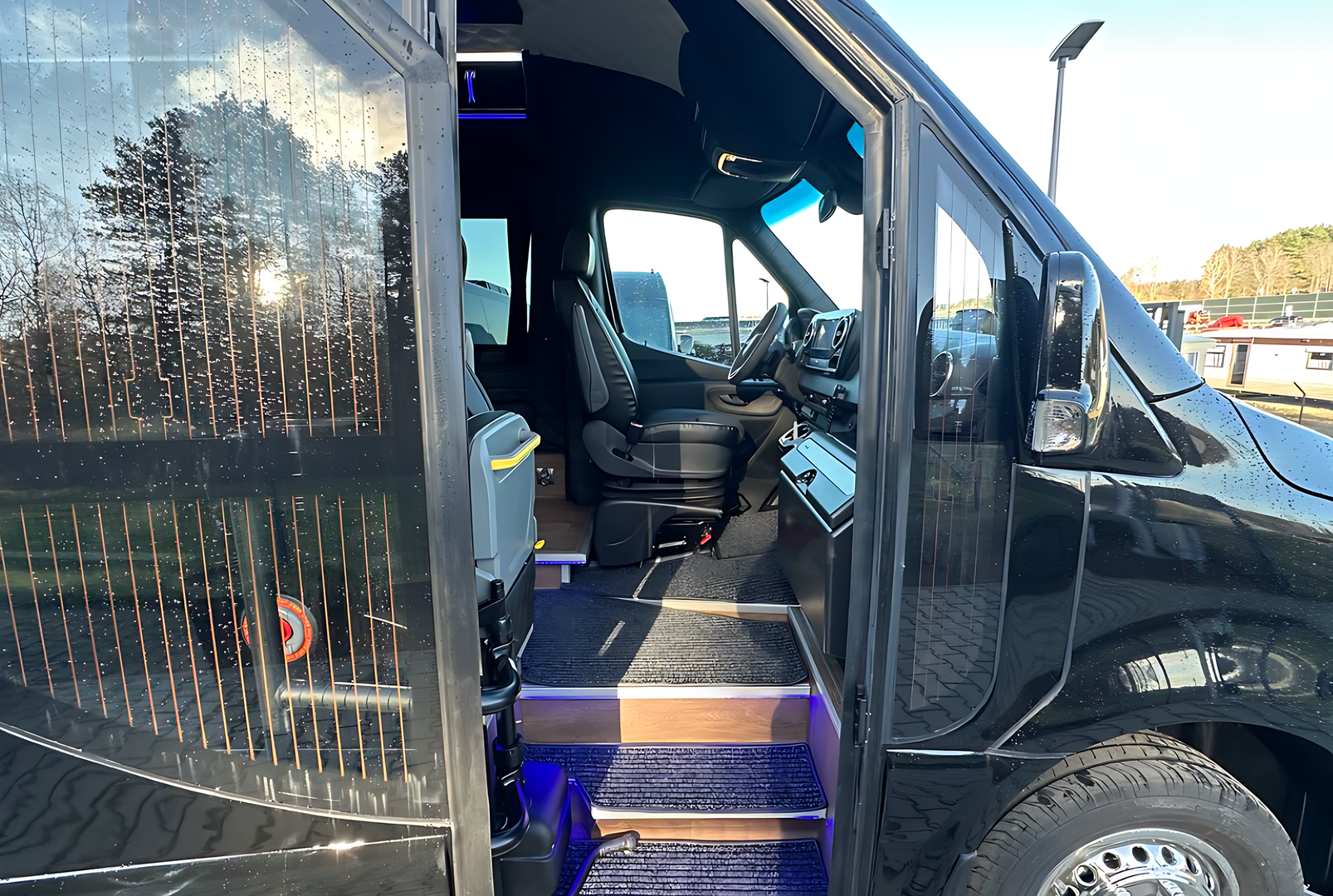 Mercedes-Benz Sprinter Minibus — VanBudapest premium chauffeur service in Budapest (103)