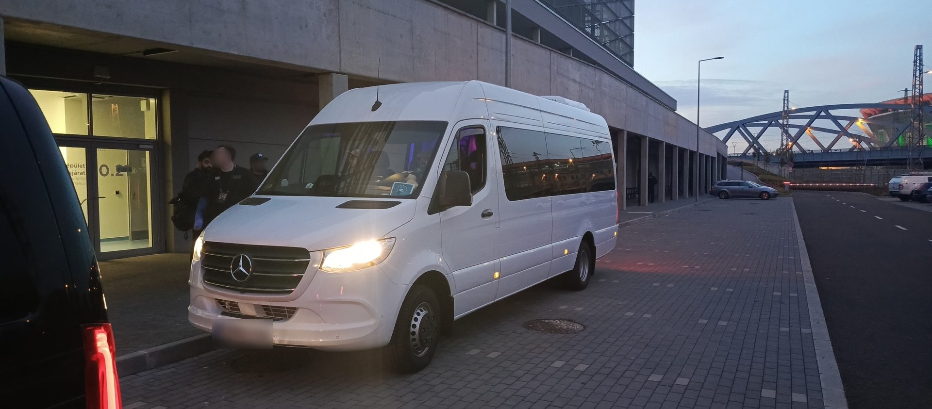 Mercedes-Benz Sprinter Minibus — VanBudapest premium chauffeur service in Budapest (67)
